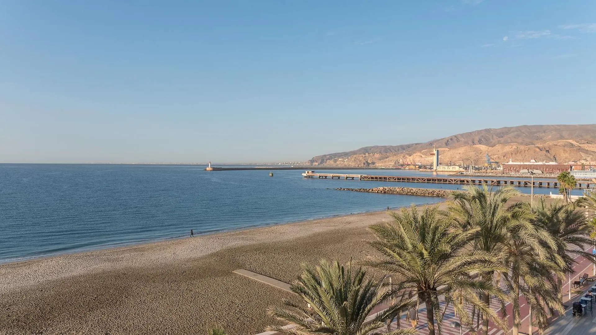 Apartament At Tritones Playa Almería 0*,